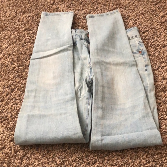 Forever 21 Light Blue Jeans - Picture 8 of 11
